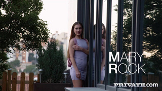 Запретный плод: босс и горничная в пылу страсти