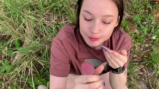 Горячий эксклюзив: профессиональная соблазнительница Оливия Мур в отвязном публичном минете