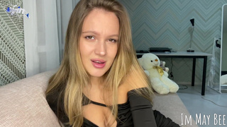 I rented a room from a girl who really likes fuck. POV Virtual Sex..mp4