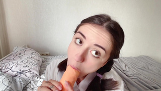 Секс с фаллоимитатором: как довести до экстаза