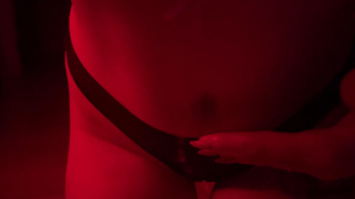 Beauty Vik1One shows how to do blowjob.mp4