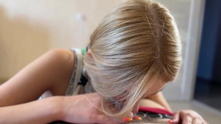 Страстная дрочка с глубоким минетиком