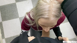 Горячий момент в лифте – адреналин и запретный кайф