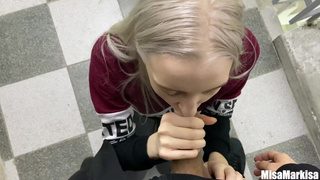 Горячий момент в лифте – адреналин и запретный кайф