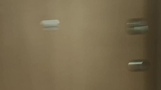 "Невинный вопрос о кровати обернулся горячим минтом"