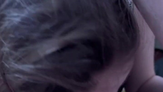 Не устоял перед горячим минетиком — кончил за секунды!