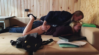 Студентка сдала экзамен по сексу на отлично