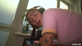 Разъебал нытицу и отправил в киберпанк – жесткий секс в стиле будущего