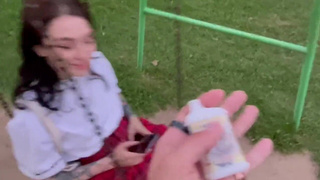 Страстный минет на крыше или жаркая порка — что выберет шалунья?