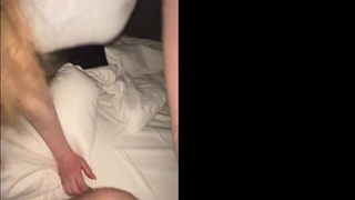 Спящая подруга не почувствует мой член внутри?