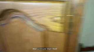 Горячая девчонка кончает от мощного траха