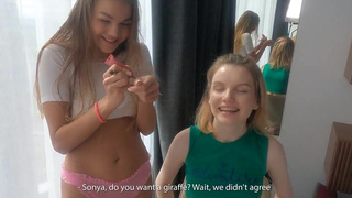 Горячая парочка устроила жесткий трах при подруге