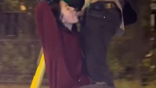 Шок-контент: минетик на самокате – экстрим не для новичков