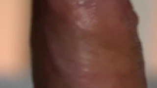 Ближе некуда: горячий ротик и стремительная разрядка