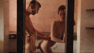 Секс у трьох: ніжність, кремпай та безмежне задоволення