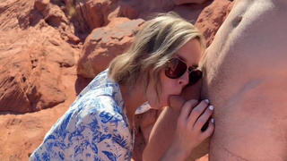 Муж смотрит, как его стерва ублажают