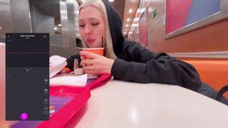 Неожиданный оргазм в общественном месте