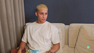 Секс-тройка с училкой и сыном — жесткий разврат