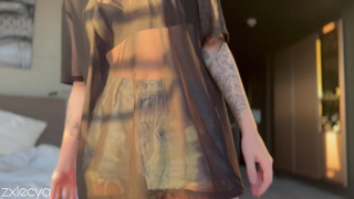 Горячая малышка в страстном финале с кремпаем на личико