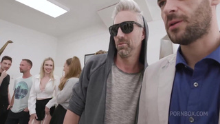 Анальный экстаз с тройным проникновением