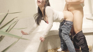 Горячее видео: кончил в неё дважды подряд