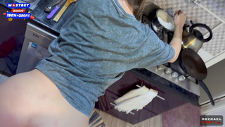 Кончаю на волосы – так горячо!