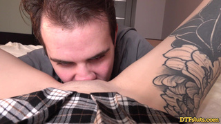 Мать моя женщина, он хочет съесть мою киску, АСТАНАВИСЬ!