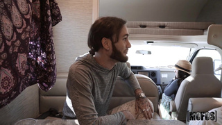 Экстремальный секс на природе с горячей Лайлой