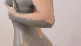 Развратное видео с ElfGoyaz – смотри, как она доводит до экстаза