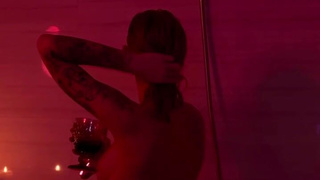 Запрещенный контент: сочные тела и дикие развлечения