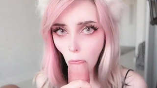 Нежная минетистка PinkLoving в горячем BJ-ролике