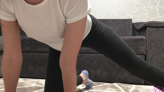 Запретный массаж: как брат довел сестру до оргазма