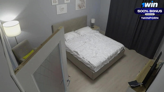 Алекса Миллс отблагодарила работягу страстным сексом